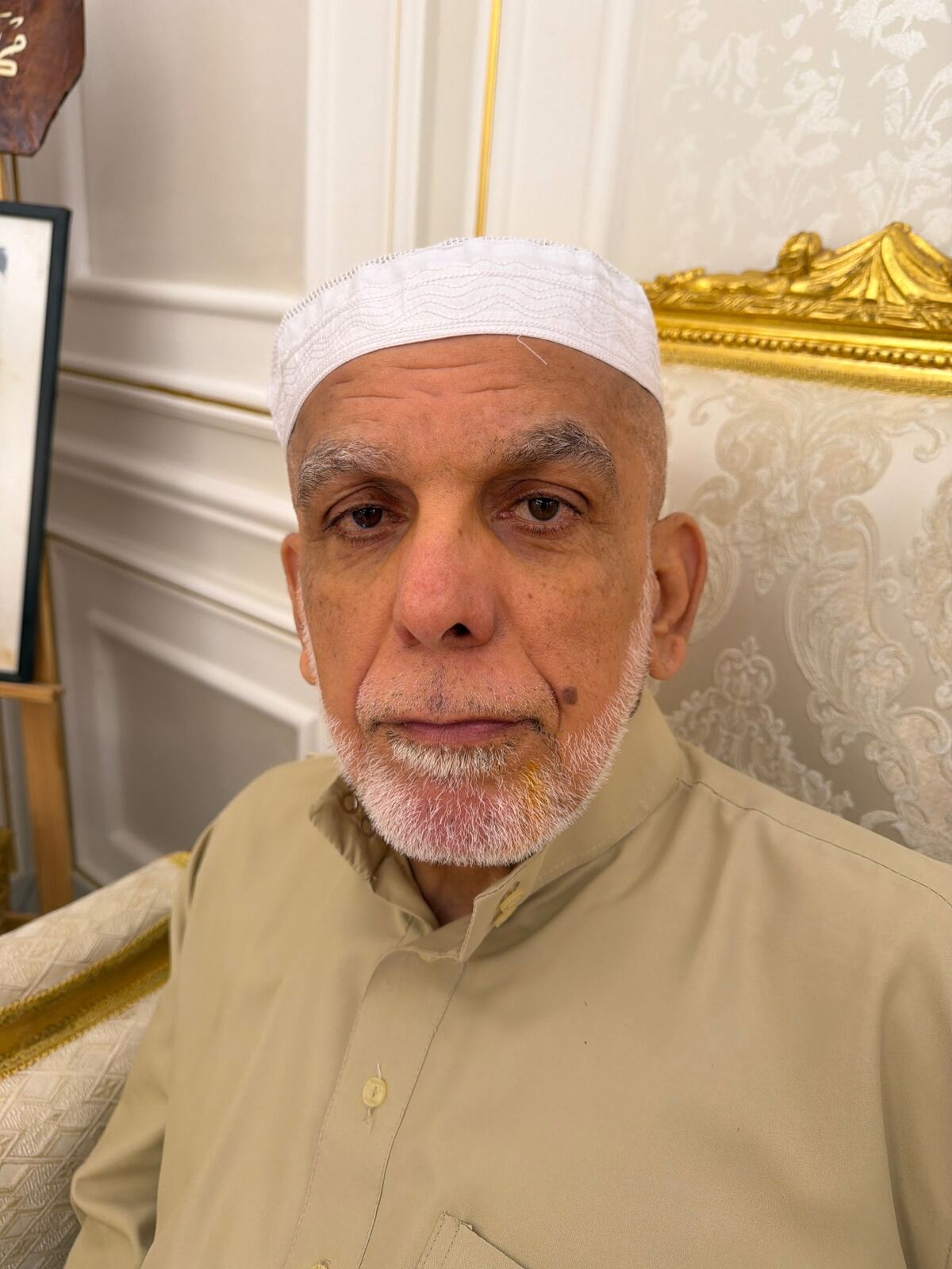 السيد / عيسى عبدالله سليمان عيسى الحمادي